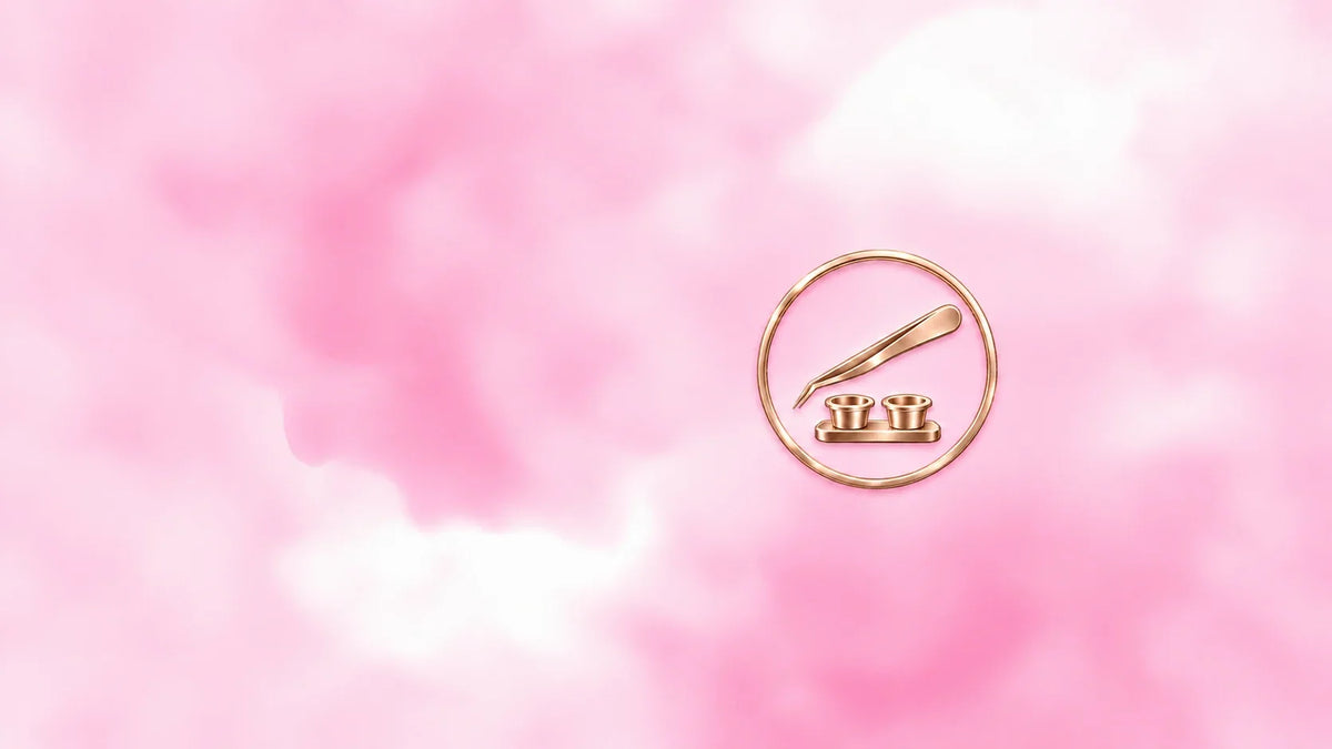 Emblema de Insumos sobre fondo rosa.