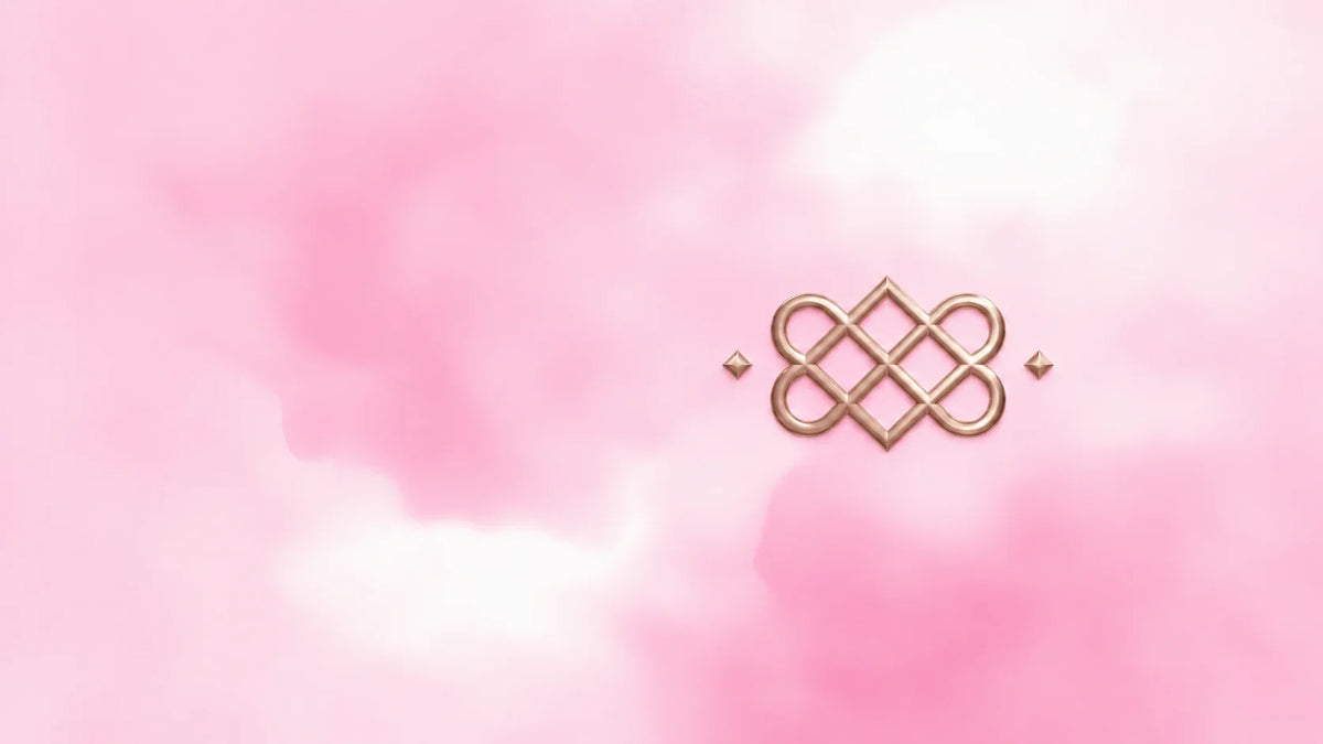 Emblema de Alice sobre fondo rosa.